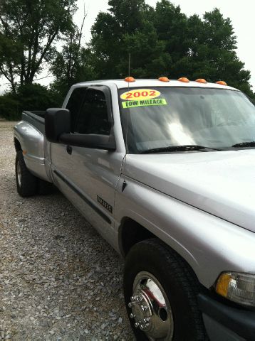2002 Dodge Ram 3500 LS ES