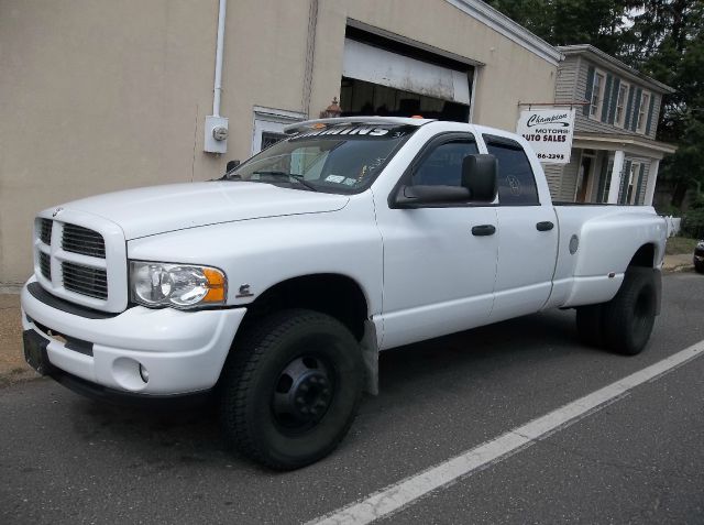 2003 Dodge Ram 3500 4dr 4WD EXT LS 4x4 SUV