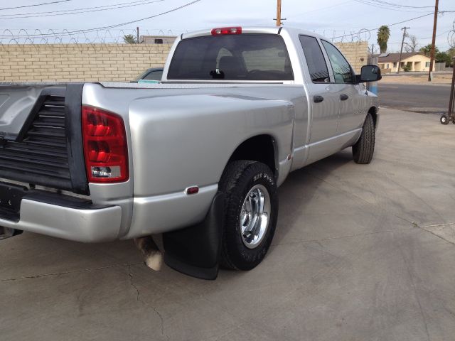 2003 Dodge Ram 3500 Sahara 4X4