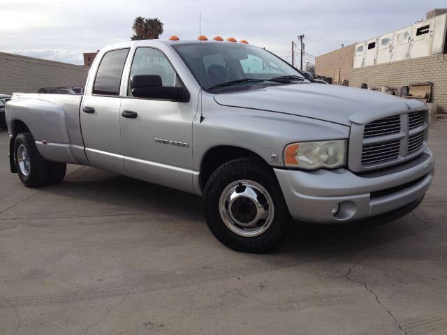 2003 Dodge Ram 3500 Sahara 4X4