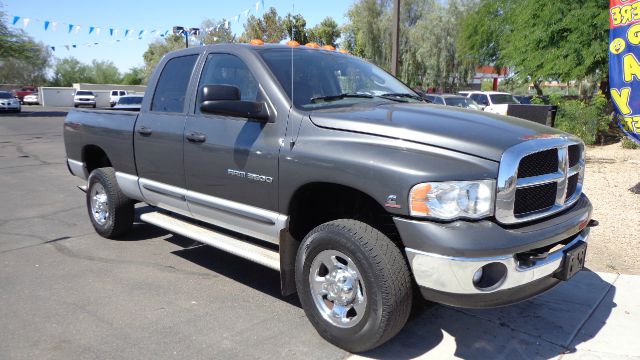 2003 Dodge Ram 3500 4dr 4WD EXT LS 4x4 SUV