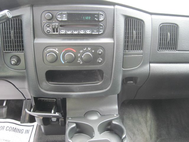 2003 Dodge Ram 3500 SLT