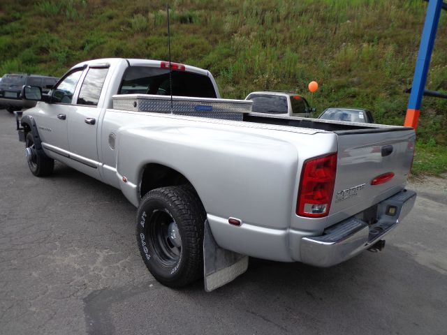 2003 Dodge Ram 3500 Sahara 4X4