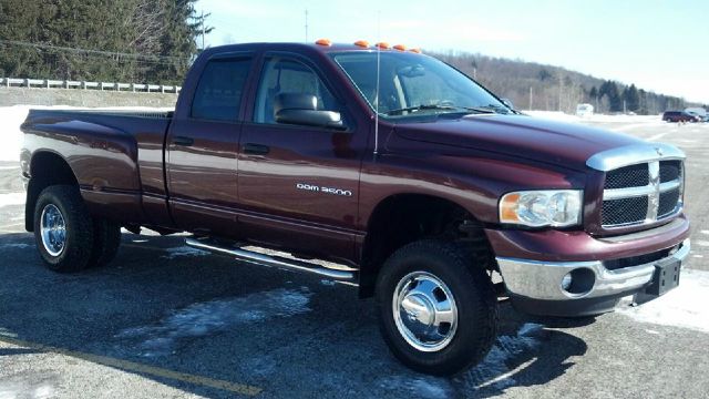 2003 Dodge Ram 3500 SLT W/lift 107k Mi