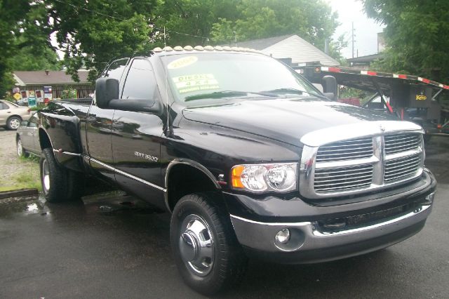 2004 Dodge Ram 3500 2500 SLT
