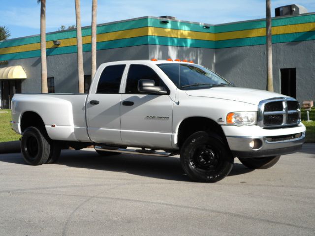 2004 Dodge Ram 3500 RWD V6