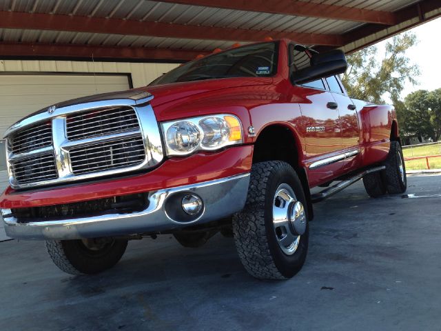 2004 Dodge Ram 3500 Ext WT