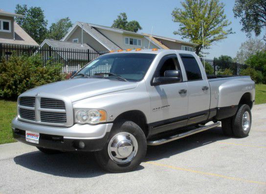 2004 Dodge Ram 3500 Sahara 4X4