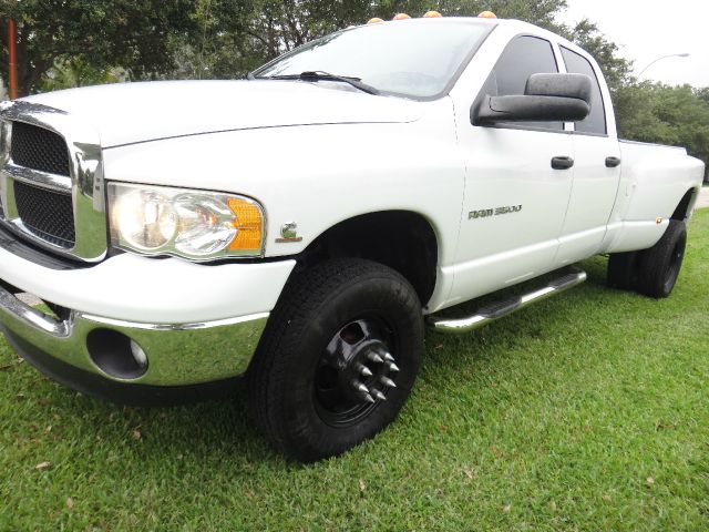 2004 Dodge Ram 3500 2500 SLT