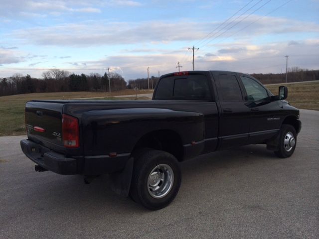 2004 Dodge Ram 3500 Ext WT