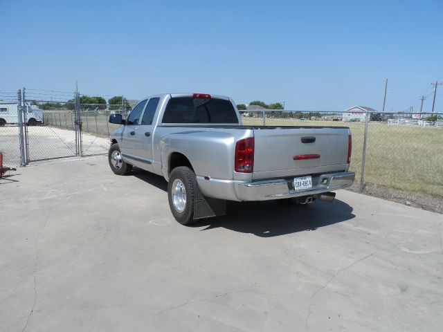 2004 Dodge Ram 3500 Sahara 4X4