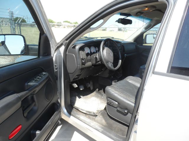 2004 Dodge Ram 3500 Sahara 4X4