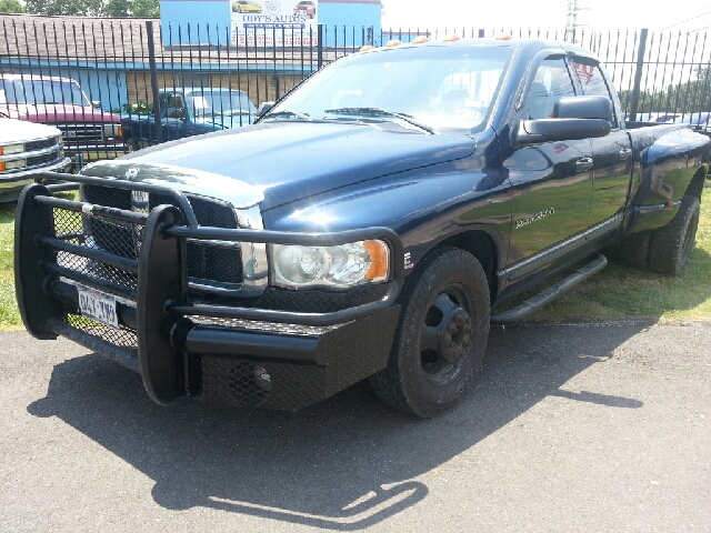 2004 Dodge Ram 3500 Sahara 4X4