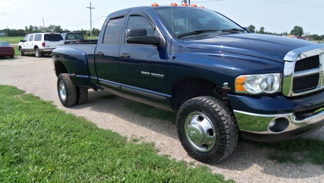 2005 Dodge Ram 3500 Limited FWD Auto PZEV