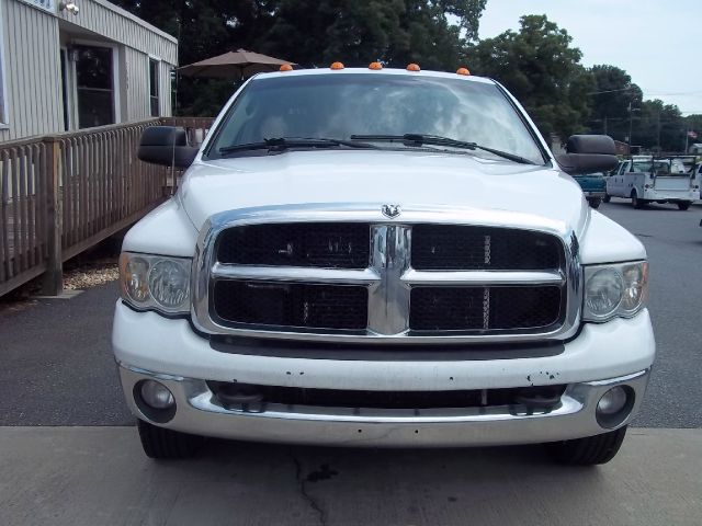 2005 Dodge Ram 3500 Sahara 4X4