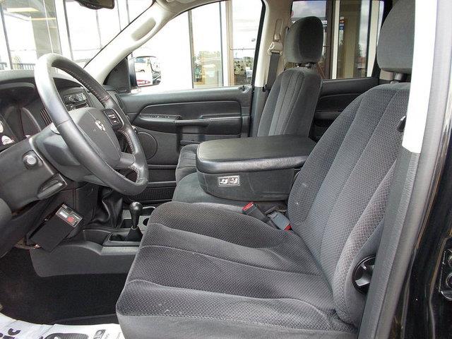 2005 Dodge Ram 3500 2011 Nissan Juke SV