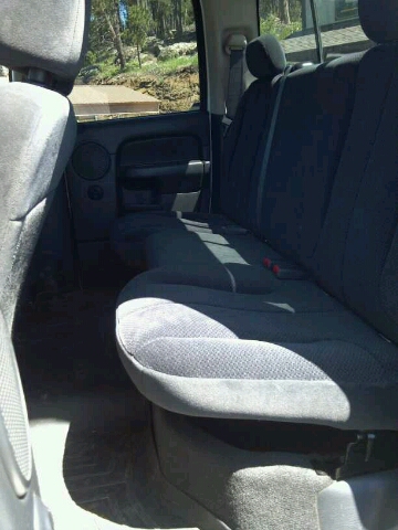 2005 Dodge Ram 3500 4dr 4WD EXT LS 4x4 SUV