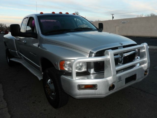 2005 Dodge Ram 3500 2500 SLT