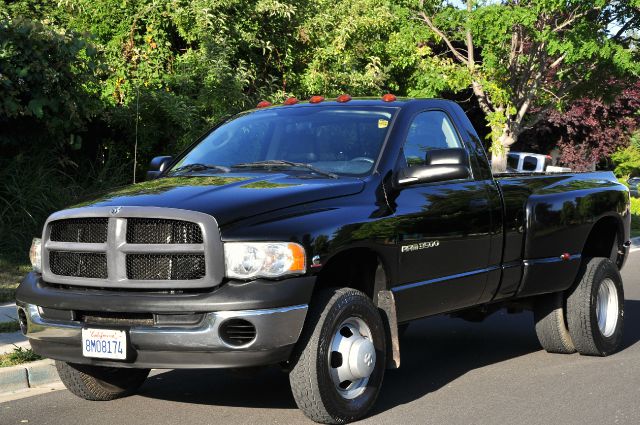 2005 Dodge Ram 3500 Rally Stripe