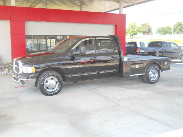 2005 Dodge Ram 3500 Sahara 4X4