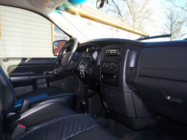 2005 Dodge Ram 3500 2500 SLT