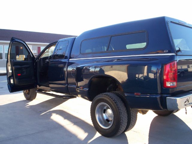2005 Dodge Ram 3500 2500 SLT