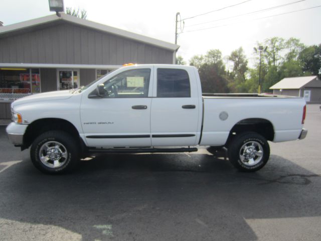2005 Dodge Ram 3500 Ext WT
