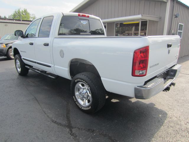 2005 Dodge Ram 3500 Ext WT