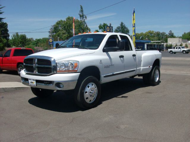 2006 Dodge Ram 3500 2500 SLT
