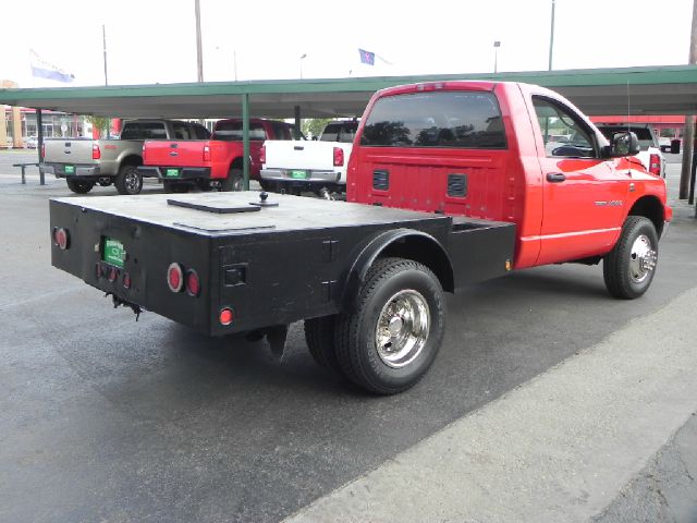 2006 Dodge Ram 3500 2WD Double Cab Standard Bed 5.7L V8 (SE) Truck