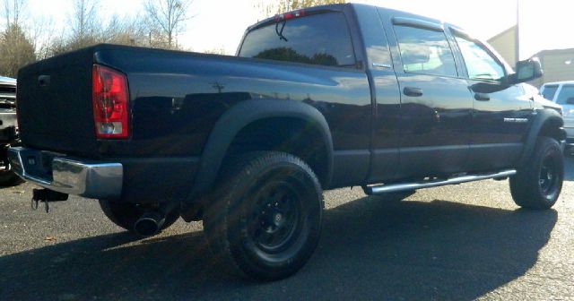 2006 Dodge Ram 3500 3500 SLT Crew LB Dually DSL