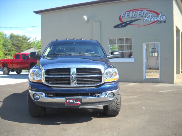 2006 Dodge Ram 3500 4d Wagon AWD
