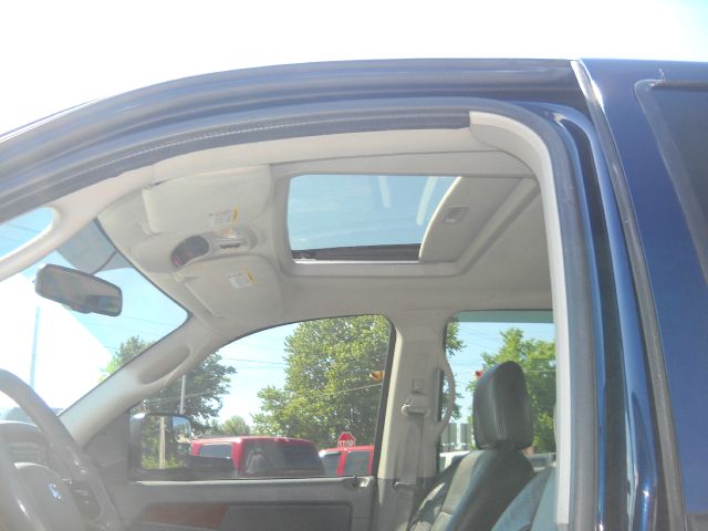 2006 Dodge Ram 3500 4d Wagon AWD