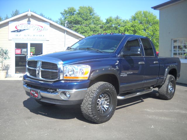 2006 Dodge Ram 3500 4d Wagon AWD
