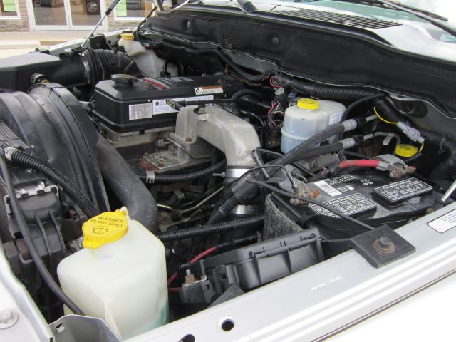 2006 Dodge Ram 3500 Luxury AWD Nav