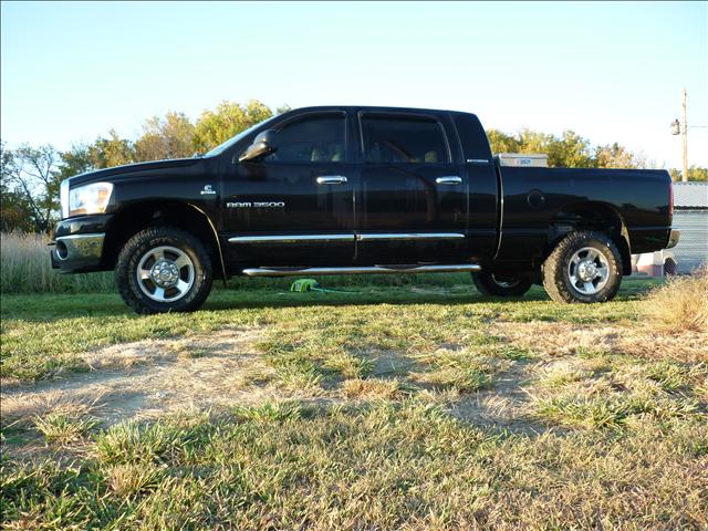 2006 Dodge Ram 3500 Ml320 4matic 4dr 3.0L CDI 4x4