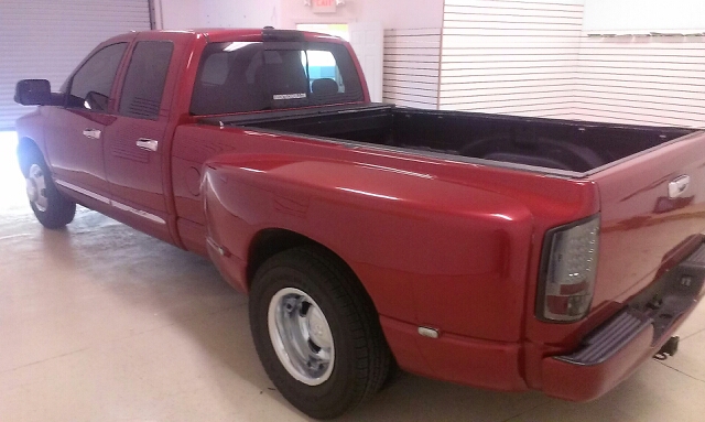 2006 Dodge Ram 3500 Sedan LX