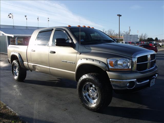 2006 Dodge Ram 3500 1-own ROOF PREM Pwrlift WOOD 60K MI