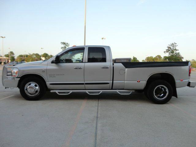2006 Dodge Ram 3500 3.0si Coupe