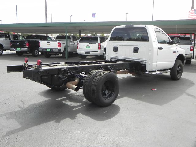 2007 Dodge Ram 3500 ES 2.4L AUTO