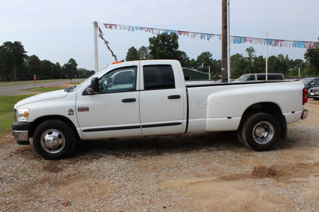 2007 Dodge Ram 3500 X AWD W/navigation
