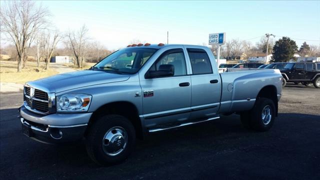 2007 Dodge Ram 3500 Sport-5 Speed Stick-fwd-sunroof-i4-1 Owner