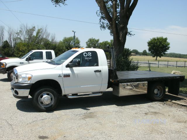 2008 Dodge Ram 3500 4WD 4dr AT