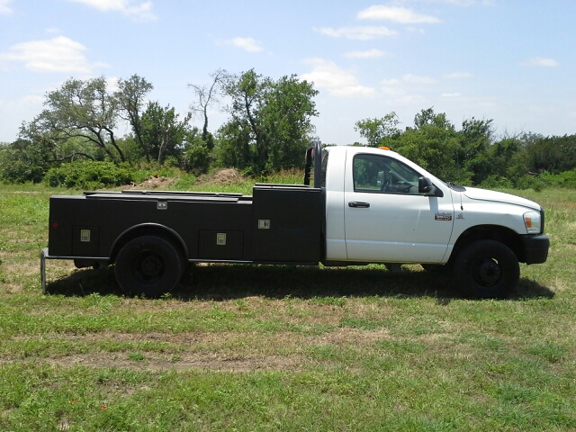 2008 Dodge Ram 3500 4WD 4dr AT