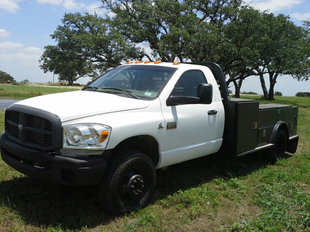 2008 Dodge Ram 3500 4WD 4dr AT