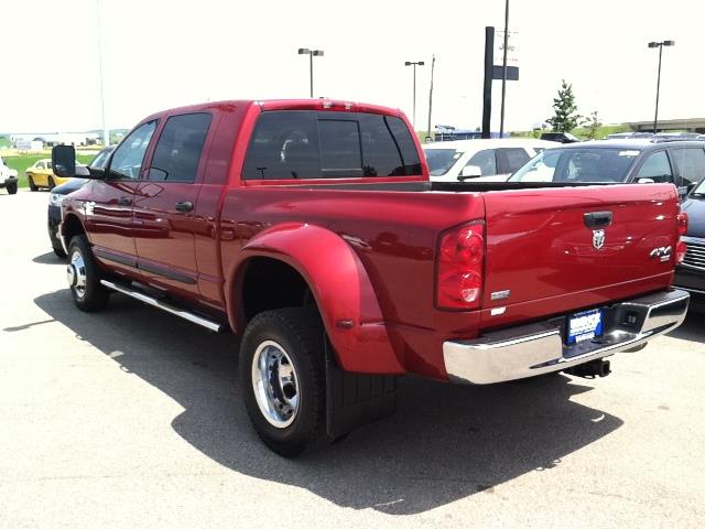 2009 Dodge Ram 3500 LX FWD Sedan