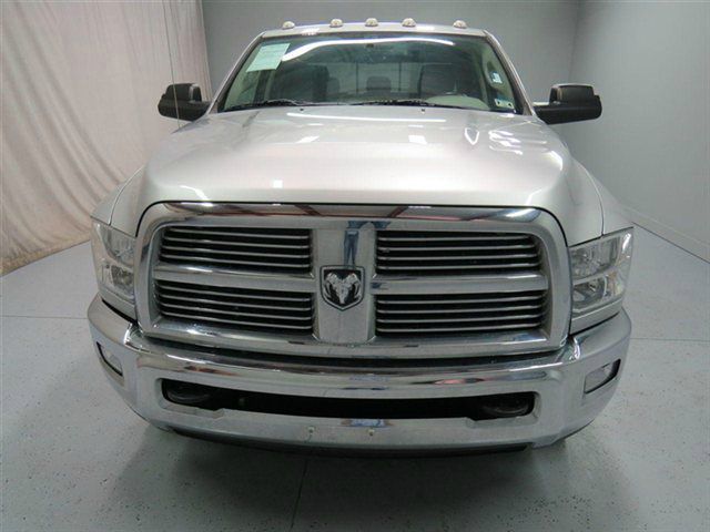 2010 Dodge Ram 3500 Cloth Buckets