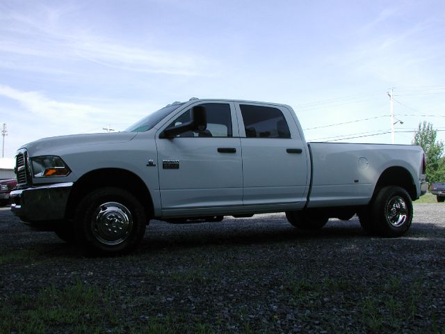 2011 Dodge Ram 3500 AWD, DVD, Navi, Rear Camera