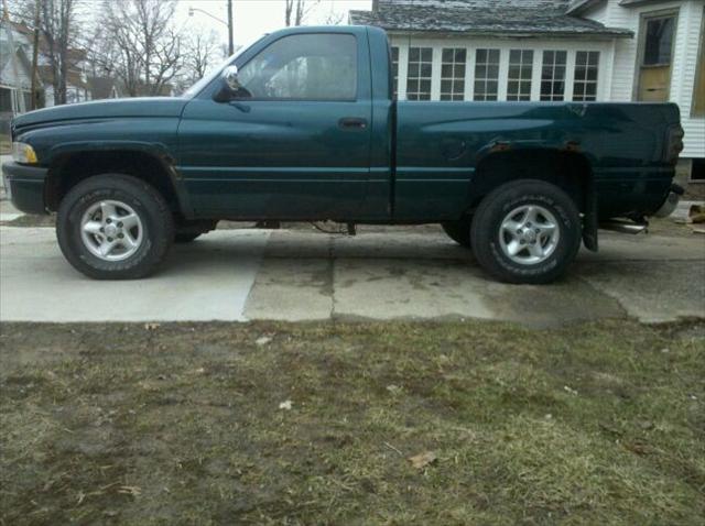 1997 Dodge Ram Pickup Aveo5 LT