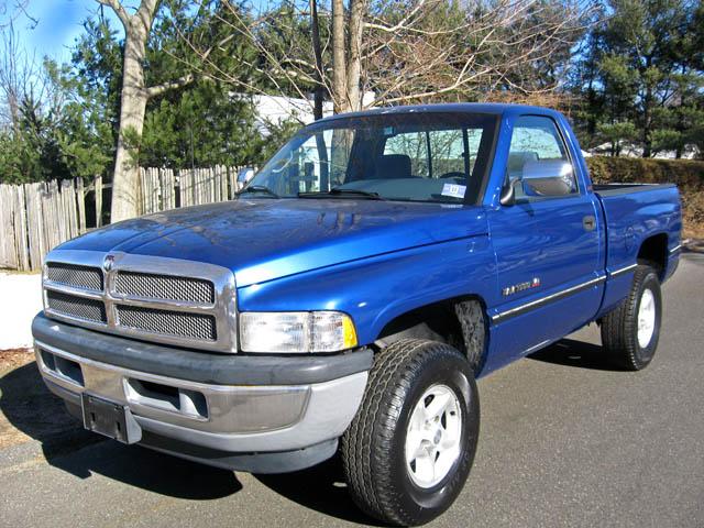 1997 Dodge Ram Pickup SLT